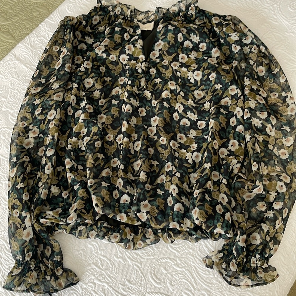 Print blouse by Melloday in size large - Picture 3 of 9